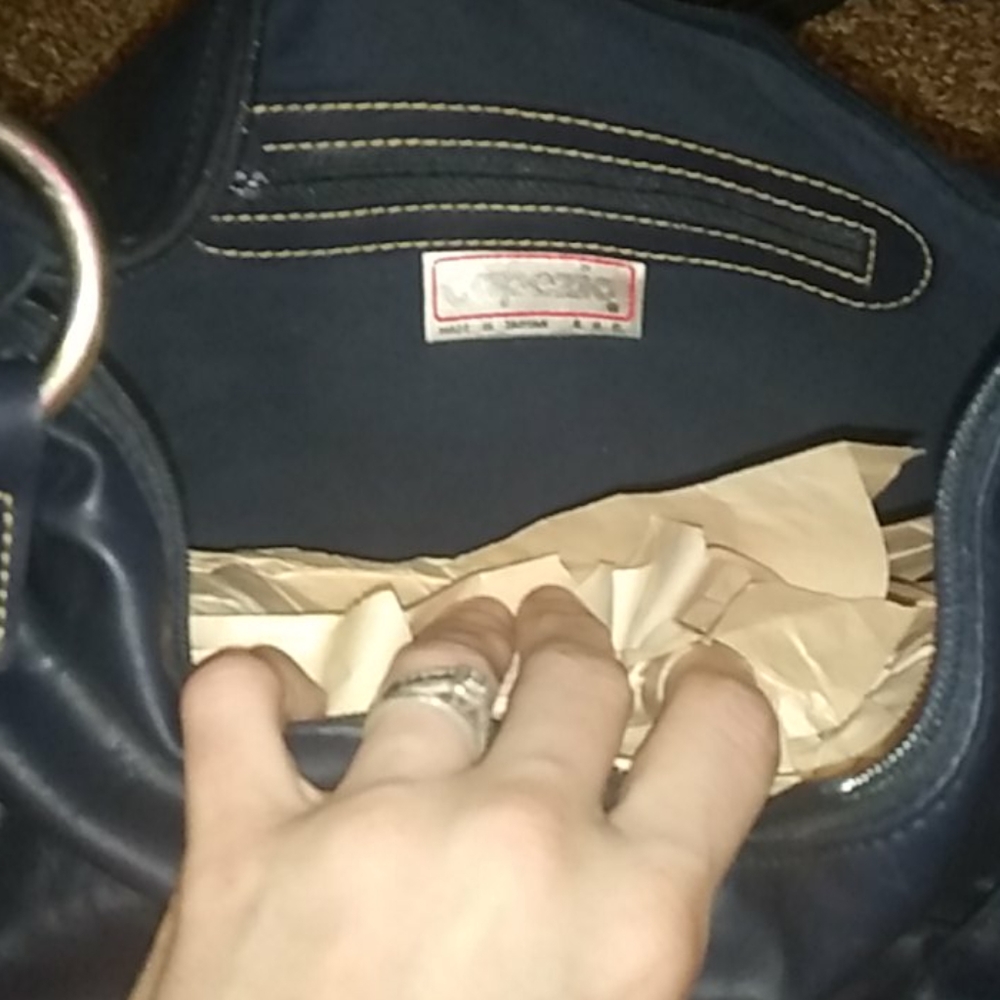 Purse - Picture 3 of 3